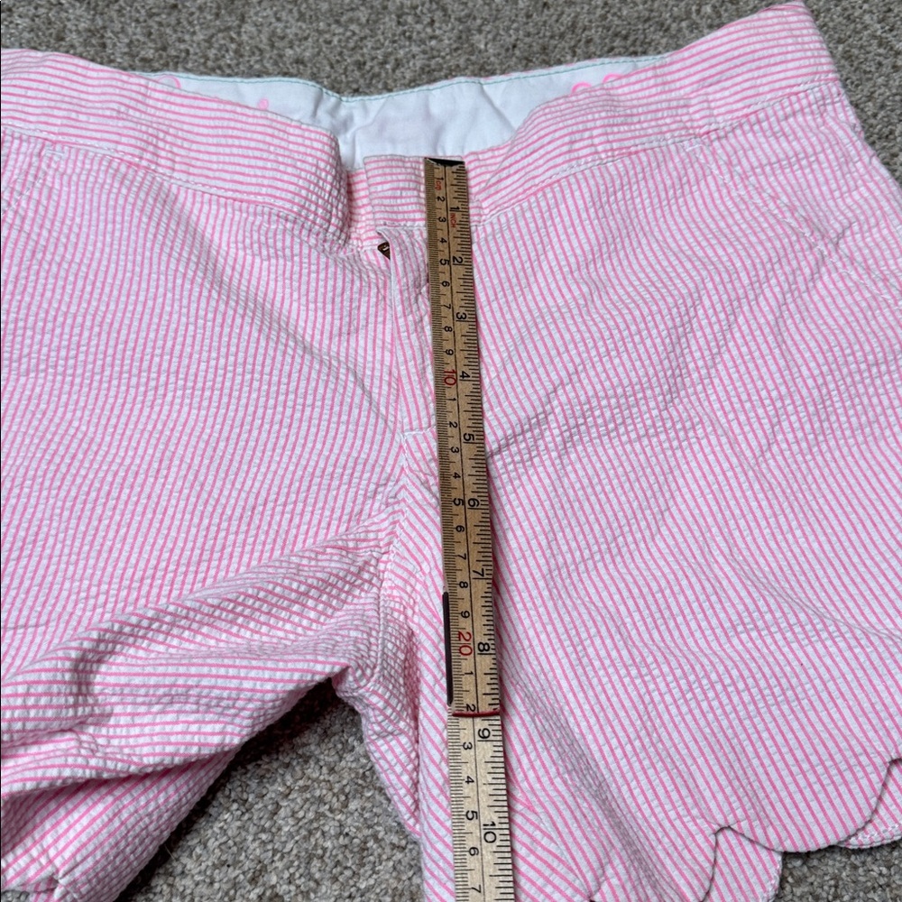 Lilly Pulitzer Buttercup Pink Seersucker Scallop Hem Shorts Size 00 - Picture 7 of 16